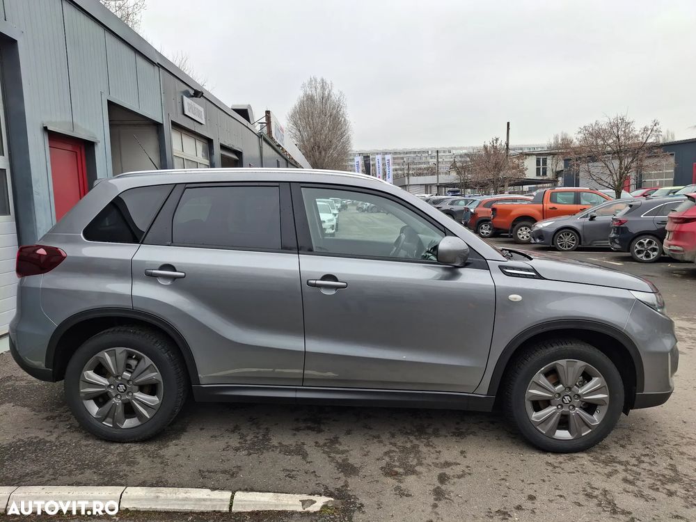 Suzuki Vitara 1.4 Boosterjet MHEV Passion - 4