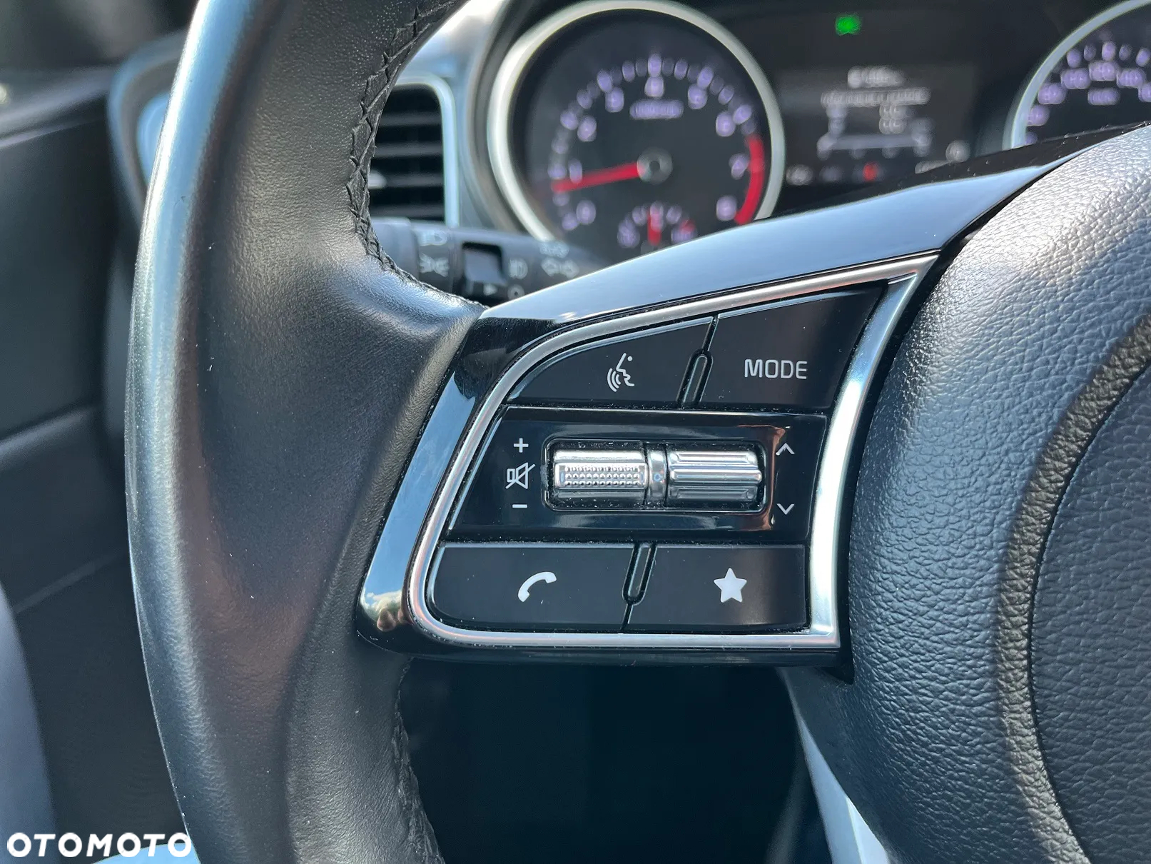 Kia Ceed 1.5 T-GDI M - 16