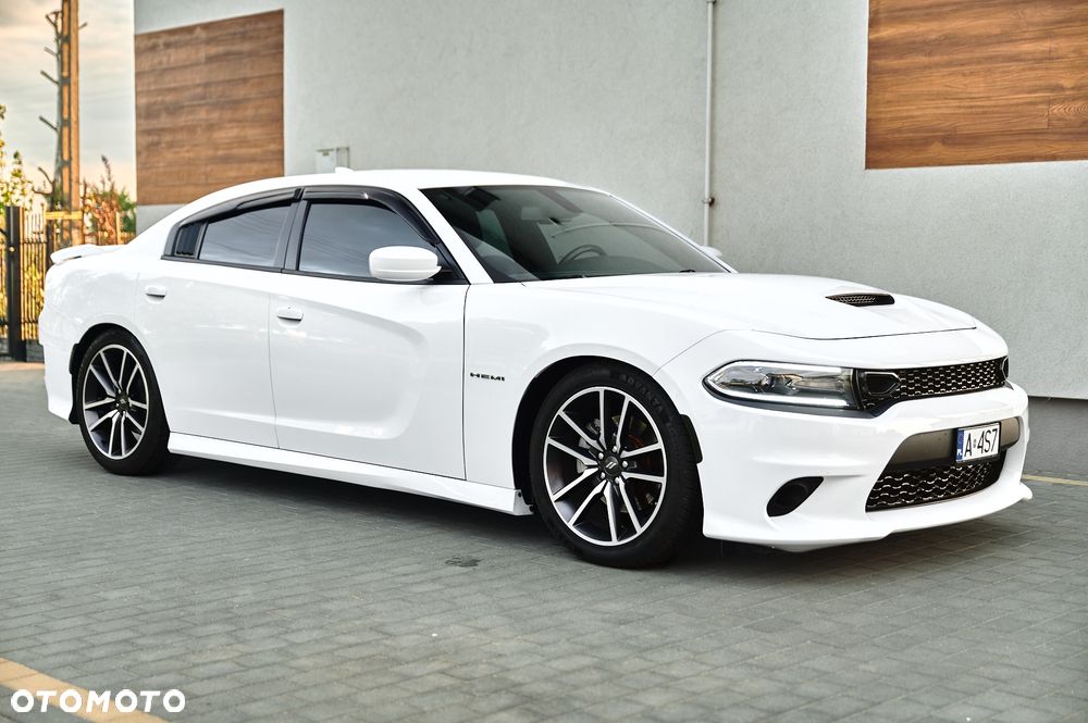 Dodge Charger 5.7 R/T - 15