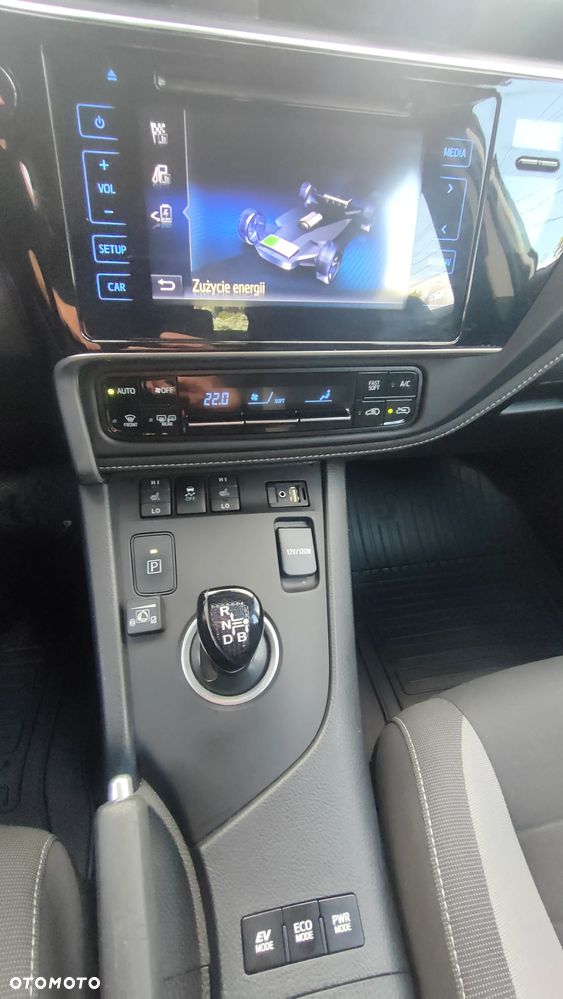 Toyota Auris Hybrid 135 Premium - 14