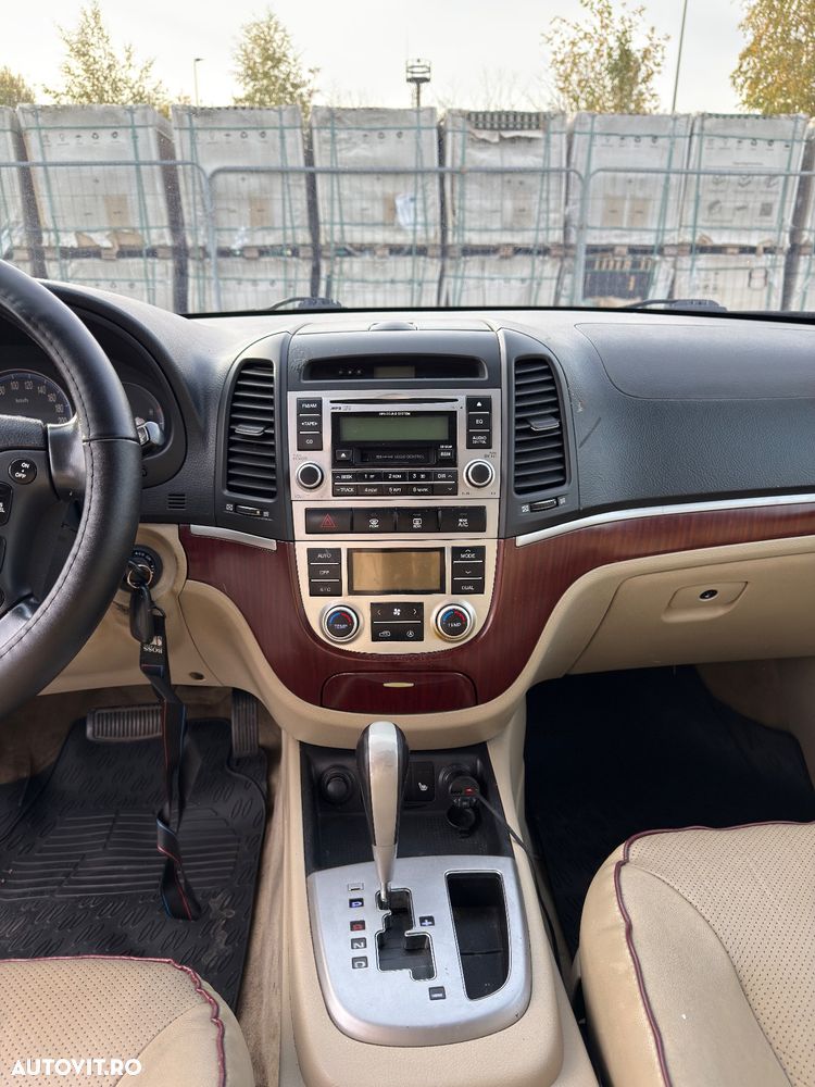 Hyundai Santa Fe 2.2 DSL VGT 7 SEATS 4WD AT FULL - 10