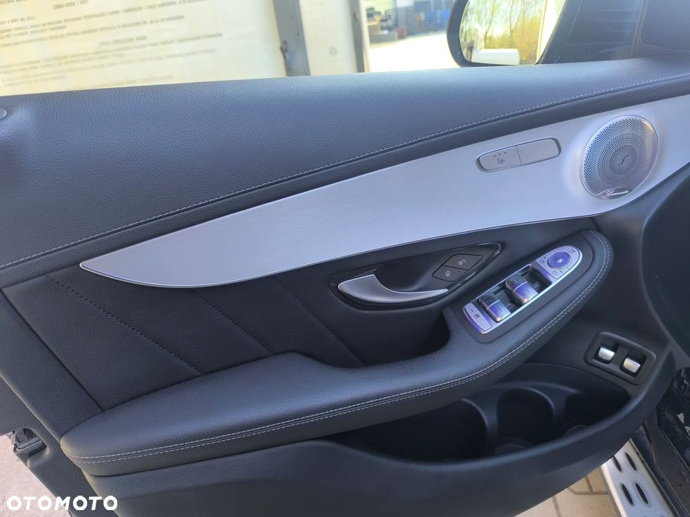 Mercedes-Benz GLC 200 d 4Matic 9G-TRONIC - 9