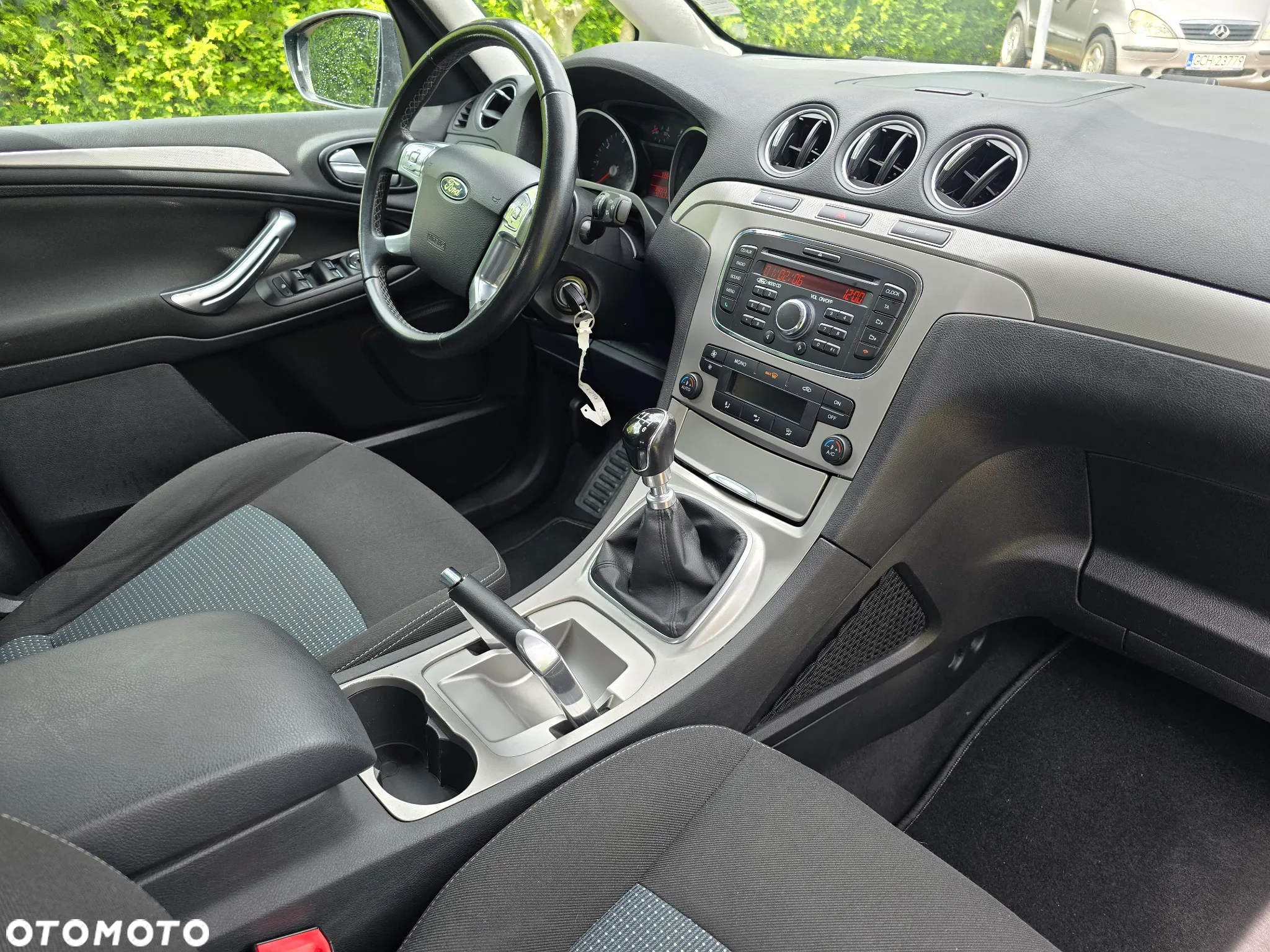 Ford Galaxy 2.0 TDCi Titanium - 12