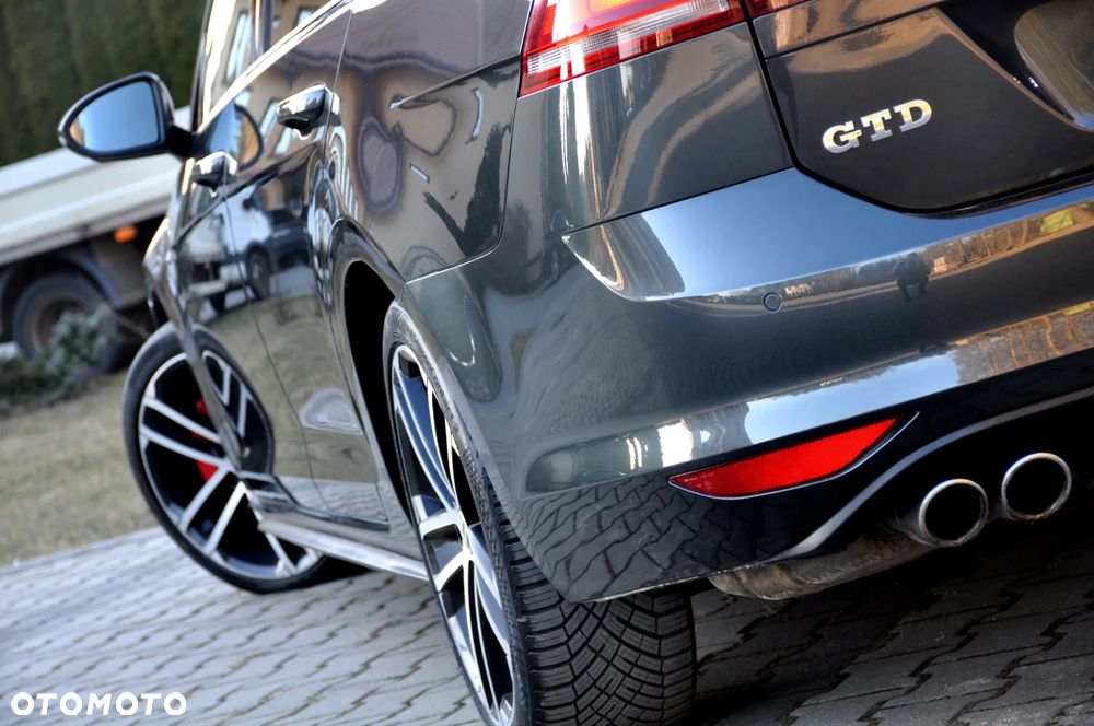 Volkswagen Golf GTD 2.0 TDI SCR DSG - 22