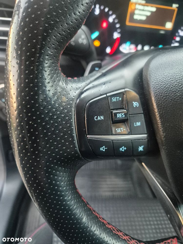 Ford Focus 2.0 EcoBlue ST-Line - 26
