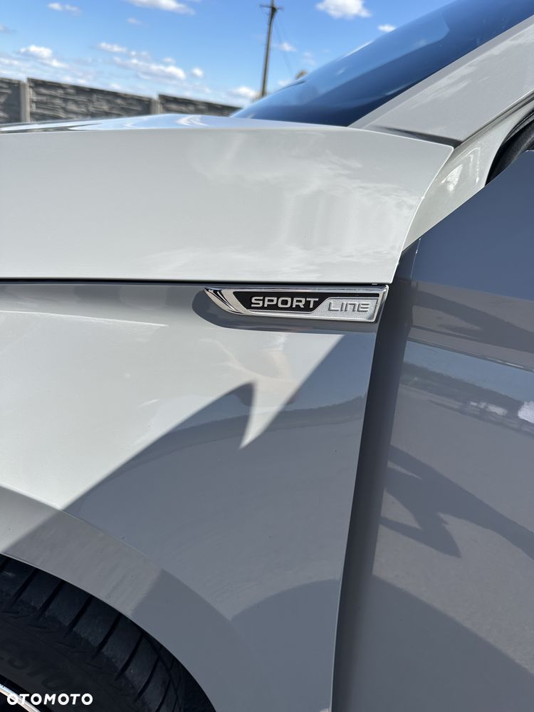 Skoda Superb 2.0 TDI SCR 4x4 Sportline DSG - 11