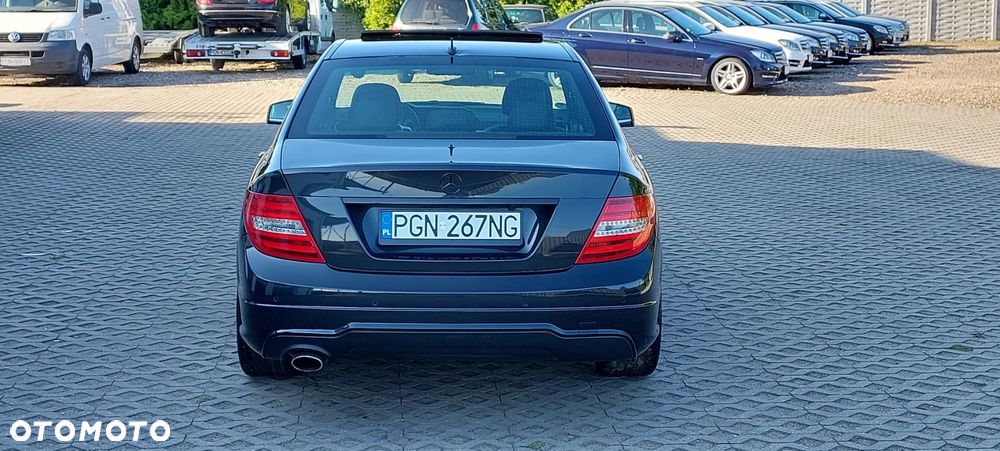 Mercedes-Benz Klasa C - 25