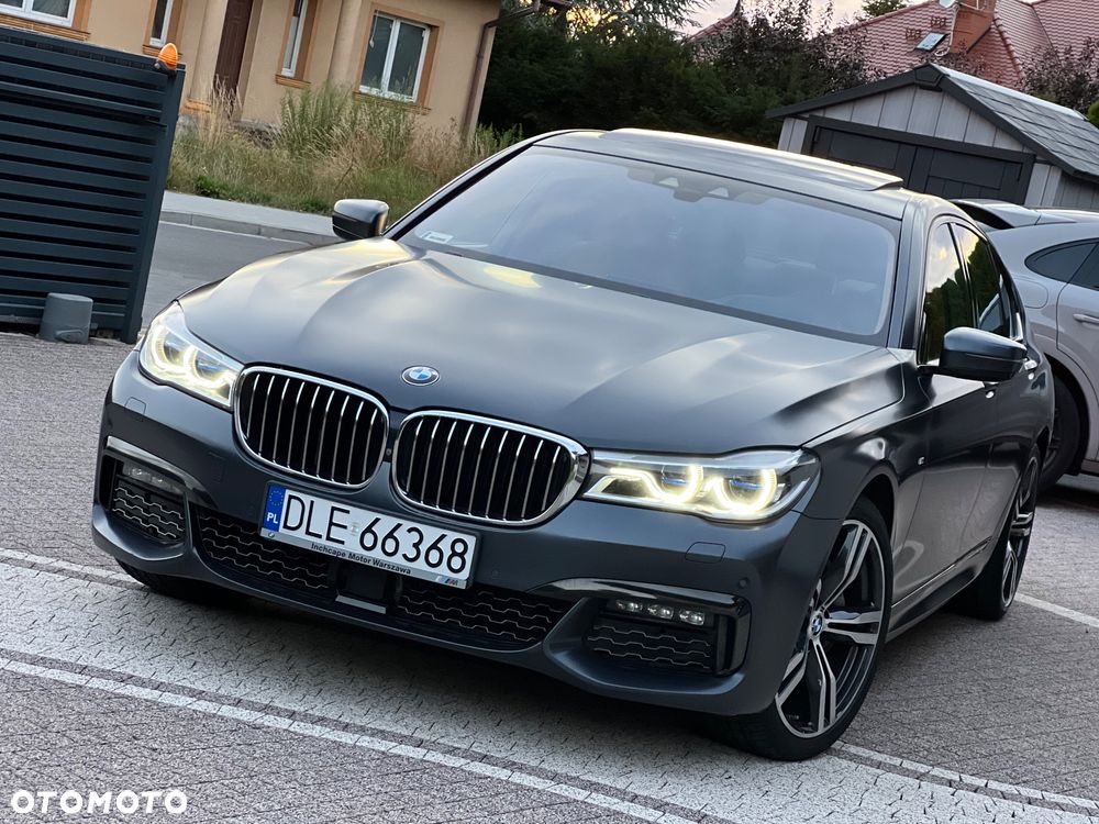 BMW Seria 7 740d xDrive - 25