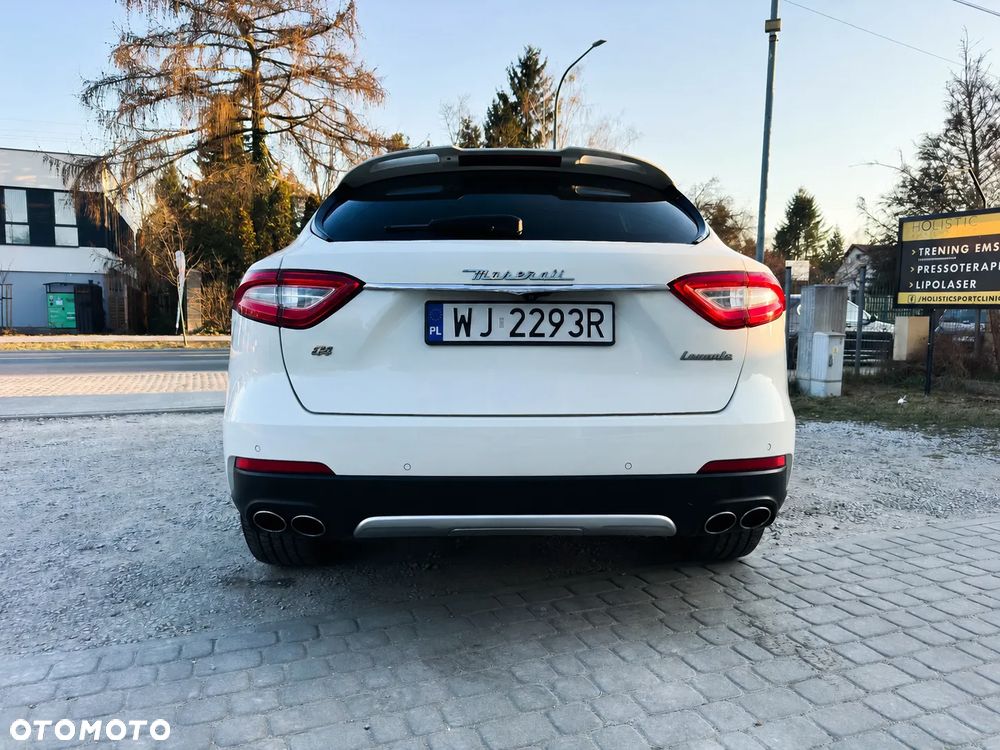 Maserati Levante Q4 GranSport - 11