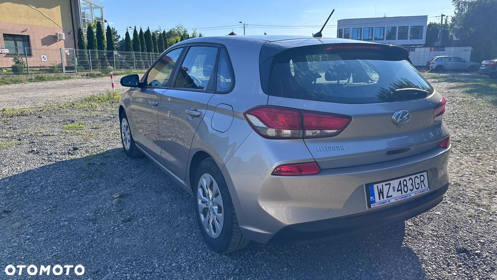 Hyundai i30 1.4 Classic + - 18