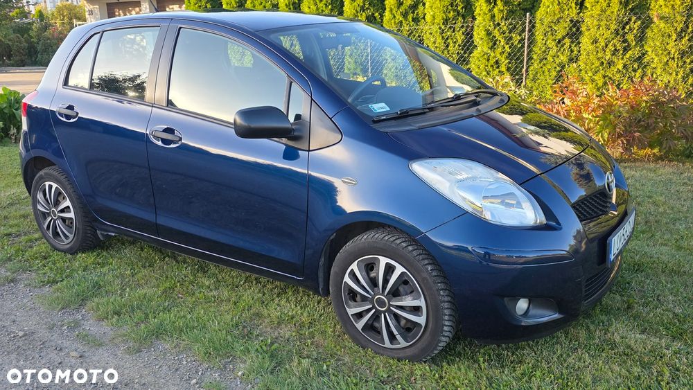 Toyota Yaris - 2