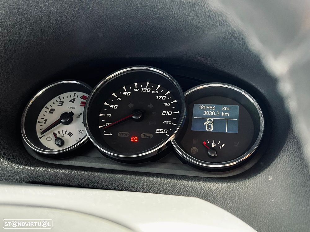 Renault Mégane Coupe 1.5 dCi GT Line EDC - 16