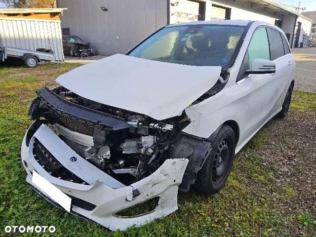 Mercedes-Benz Klasa B 180 7G-DCT UrbanStyle Edition - 1