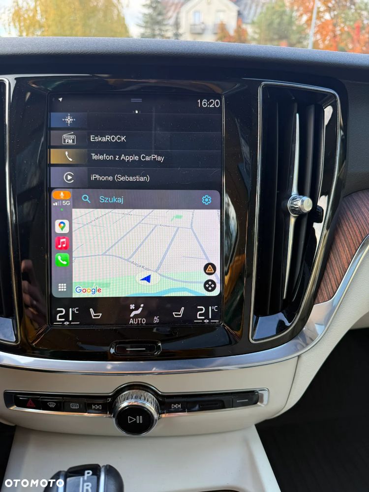 Volvo S60 T5 Momentum Pro - 13