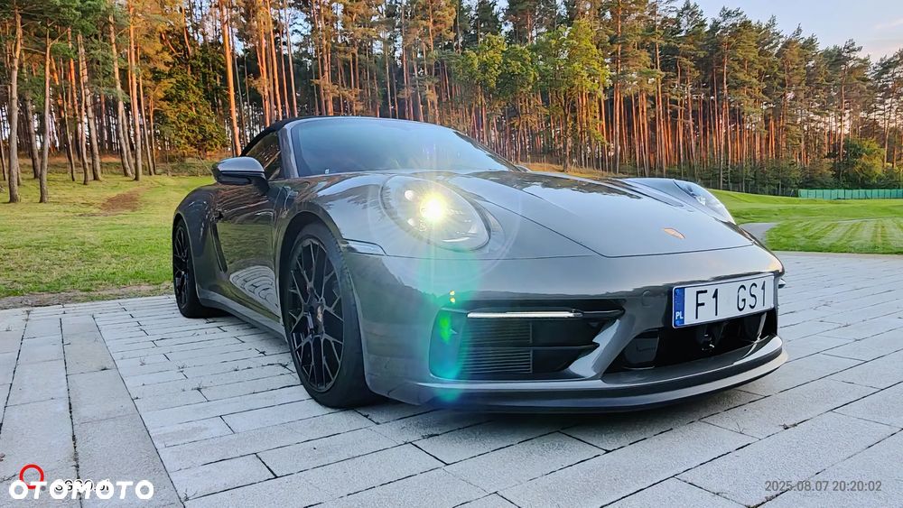 Porsche 911 Carrera 4 GTS Cabrio - 14