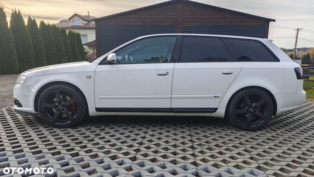 Audi A4 Avant 2.0 TDI DPF - 2