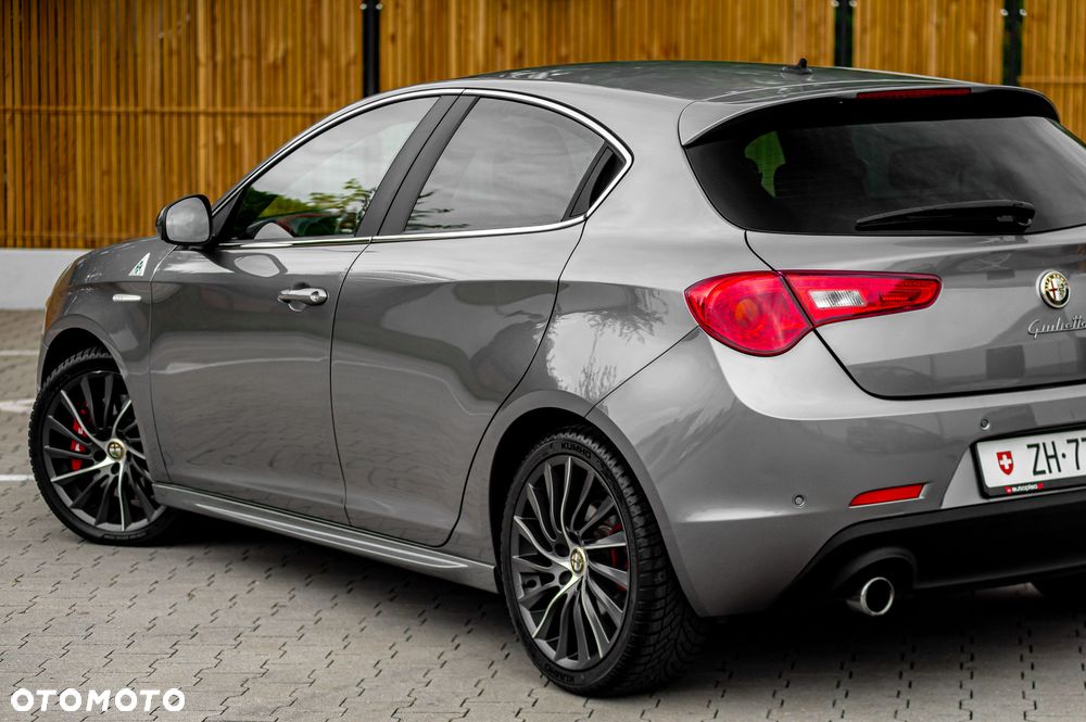 Alfa Romeo Giulietta 1.8 TBi 16V TCT Quadrifoglio Verde - 12