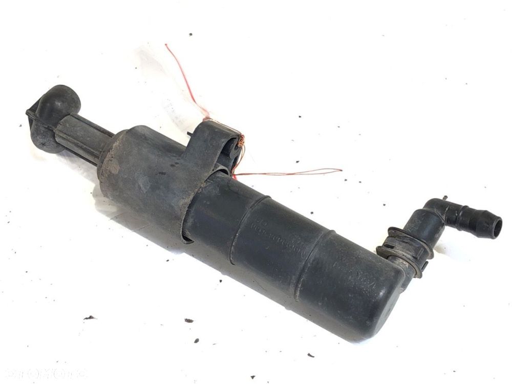 SPRYSKIWACZ REFLEKTORA PRAWY PRZÓD  MERCEDES-BENZ KLASA E T-Model (S212) 2009 - 2016 E 200 CDI / - 3