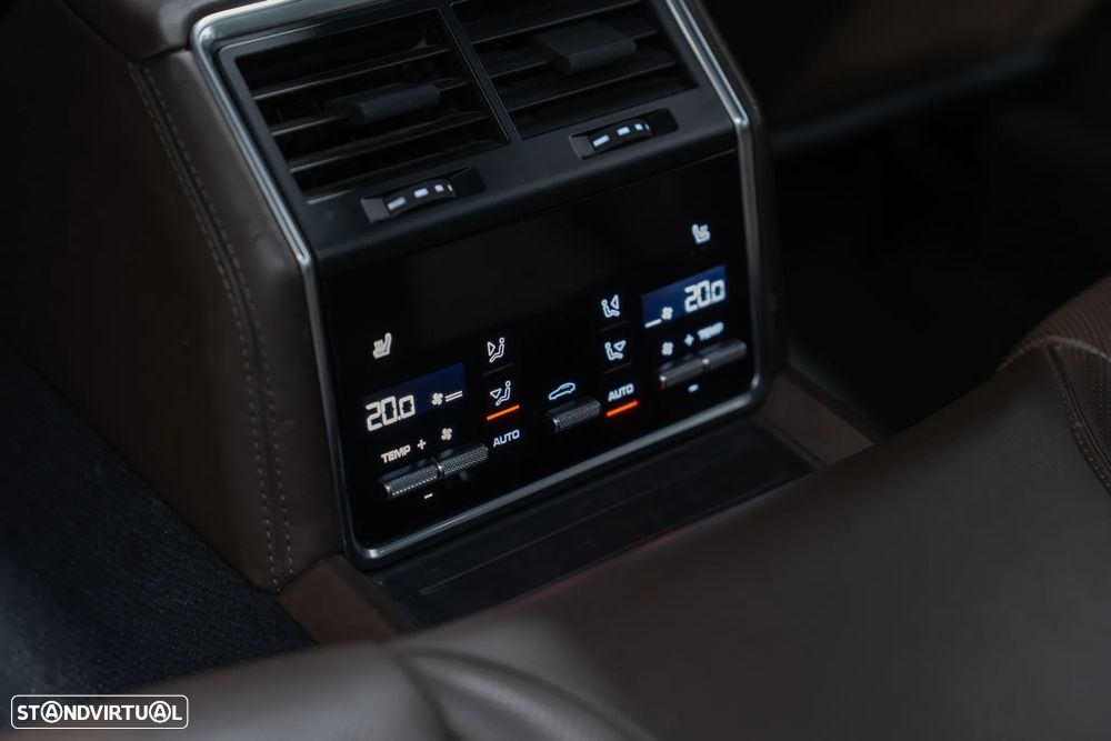 Porsche Panamera Sport Turismo 4 E-Hybrid - 59