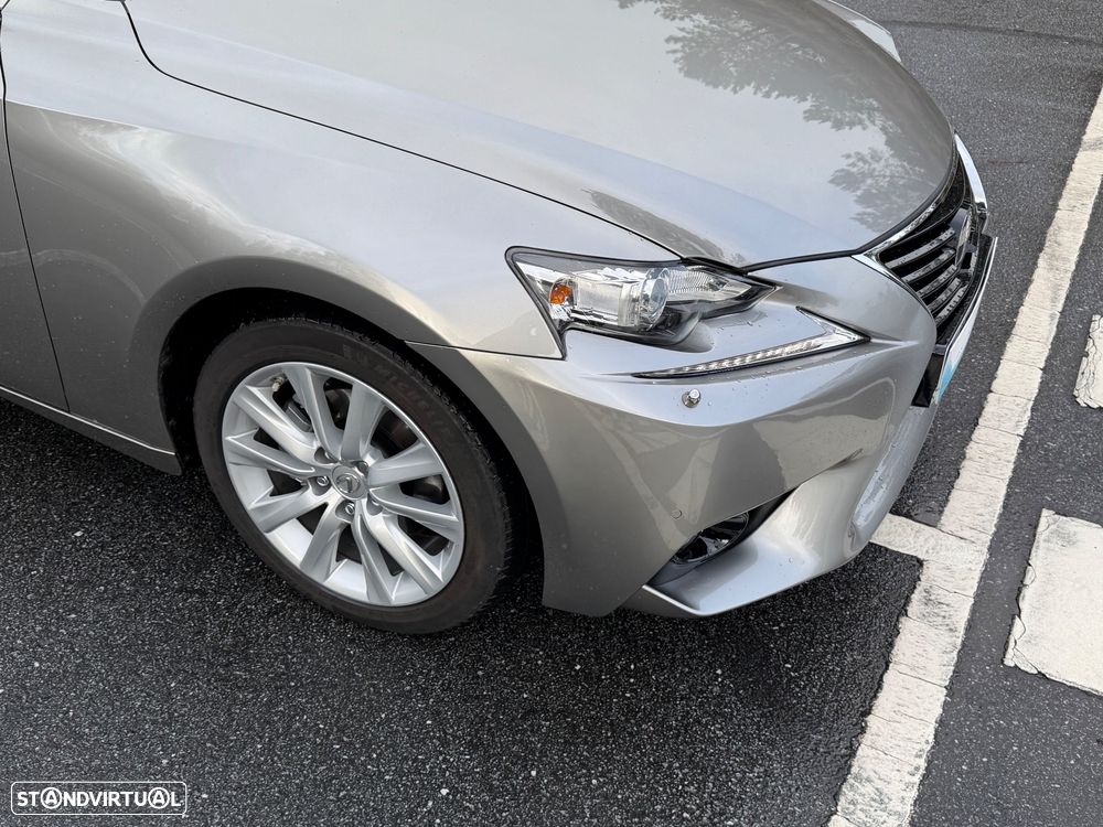 Lexus IS 300H Pack Executive+ - 12