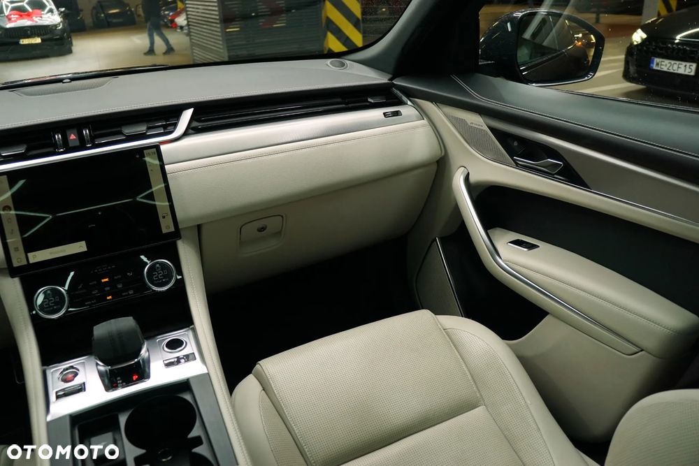 Jaguar F-Pace 2.0 P250 mHEV AWD R-Dynamic Black - 21