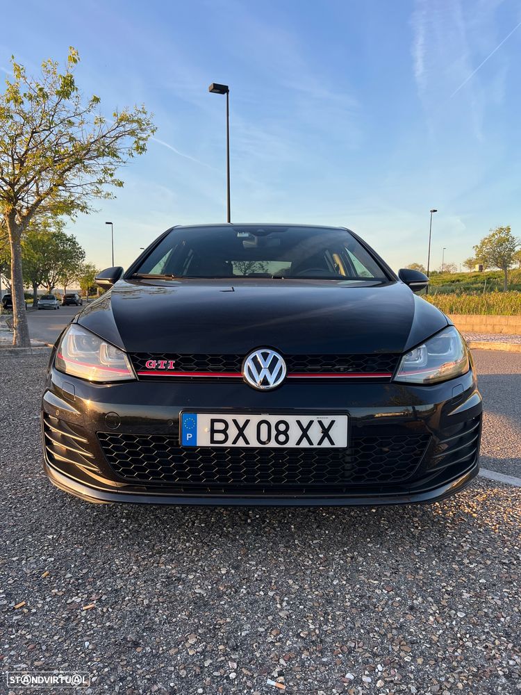 VW Golf GTI Performance BlueMotion DSG - 2