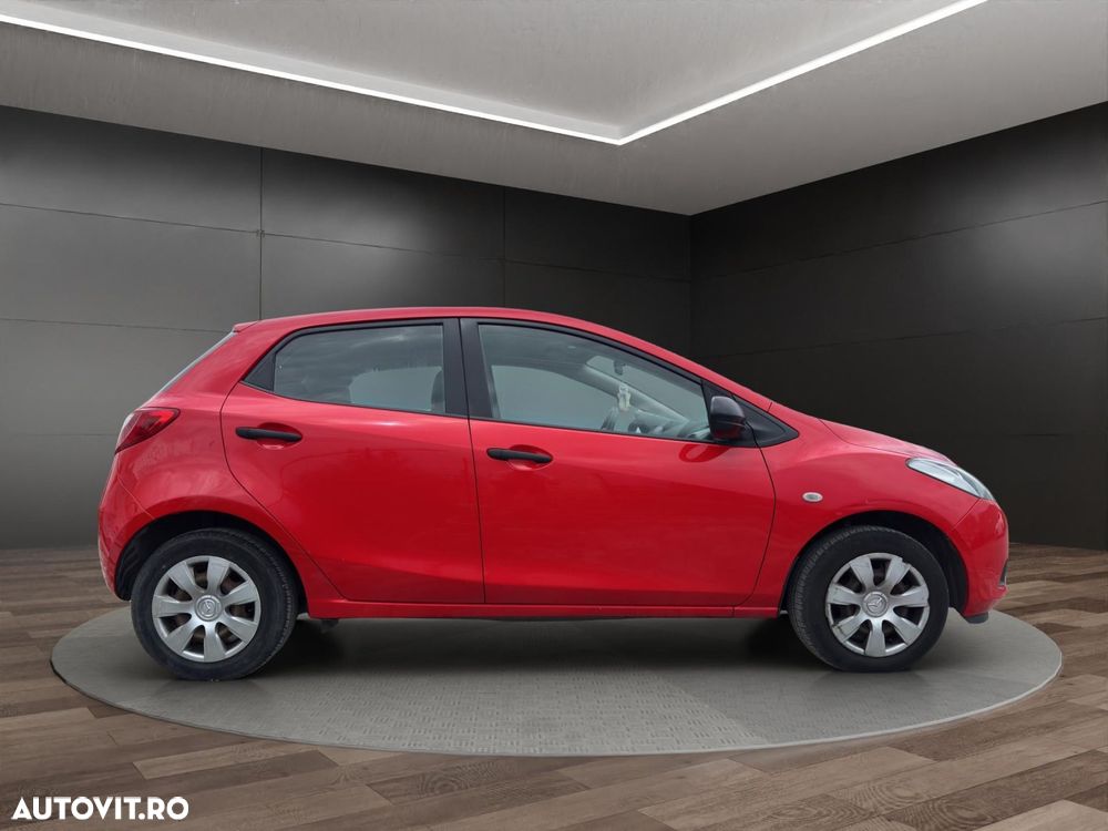 Mazda 2 - 15
