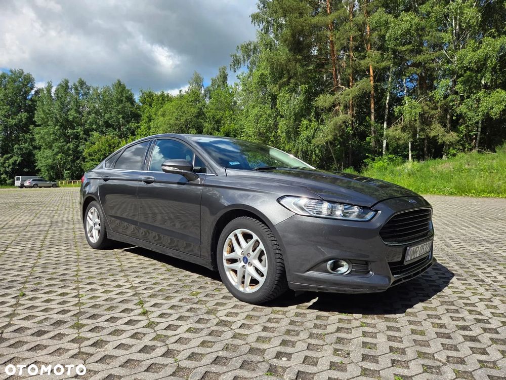 Ford Fusion - 2