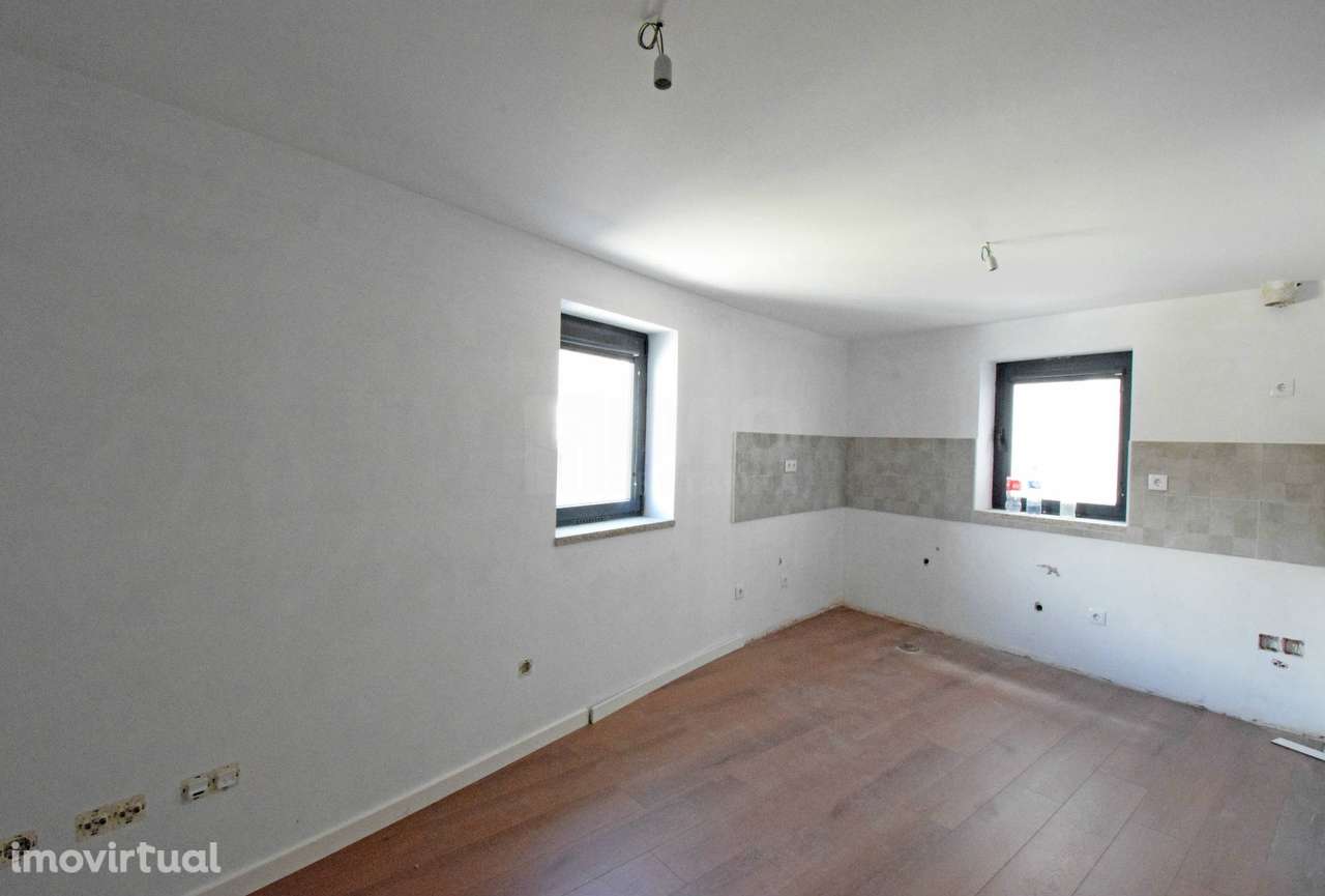 T1 - NOVO - Teixoso - 7 min da Covilhã - Grande imagem: 4/13