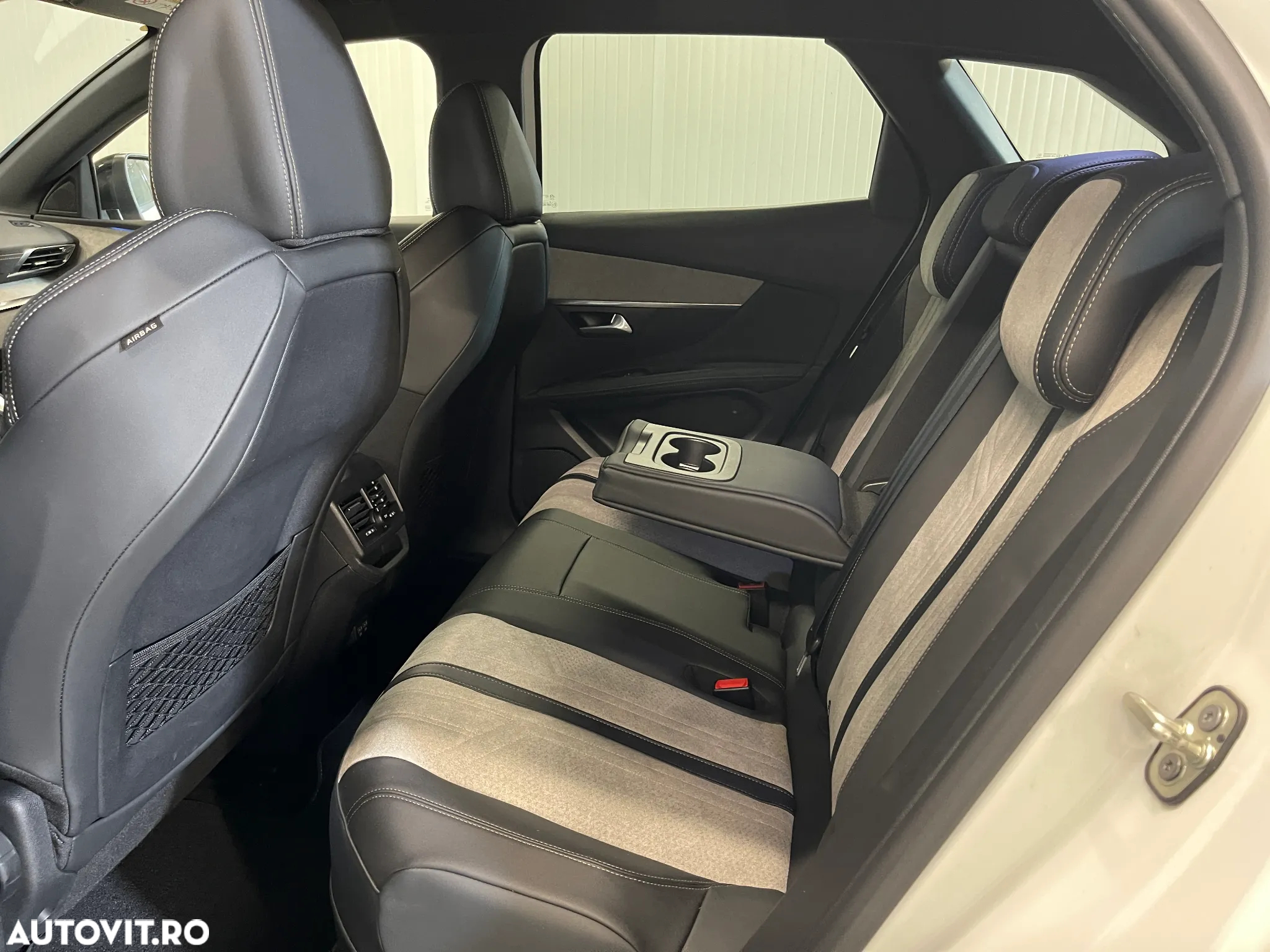 Peugeot 3008 - 12