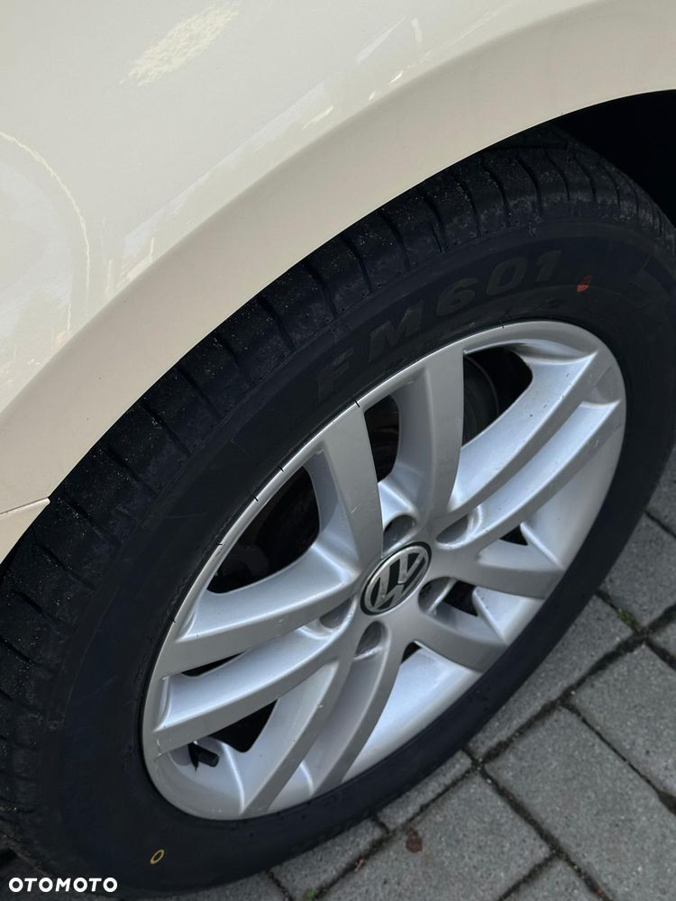 Volkswagen Touran - 7