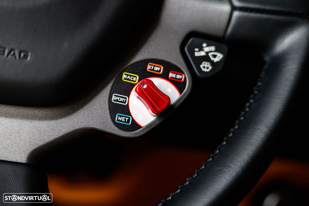 Ferrari 488 GTB - 32