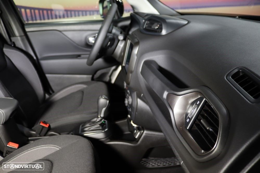 Jeep Renegade 1.5 TG e-Hybrid Limited DCT - 13