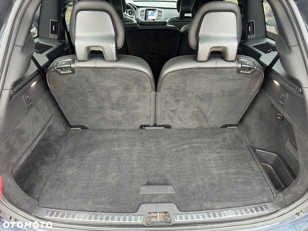 Volvo XC 90 T6 AWD Geartronic Momentum - 11