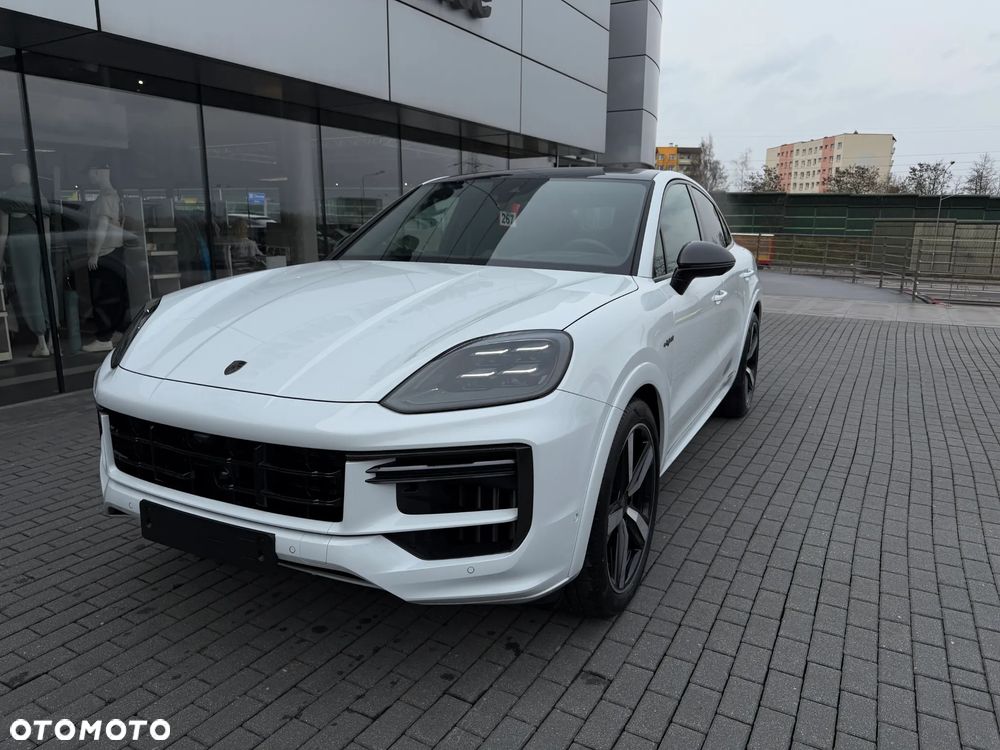 Porsche Cayenne - 1