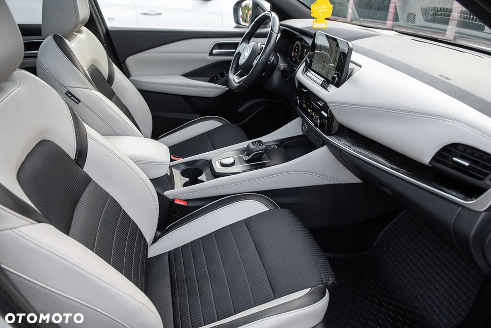 Nissan Qashqai 1.3 DIG-T 4x4 MHEV Xtronic Tekna+ - 36