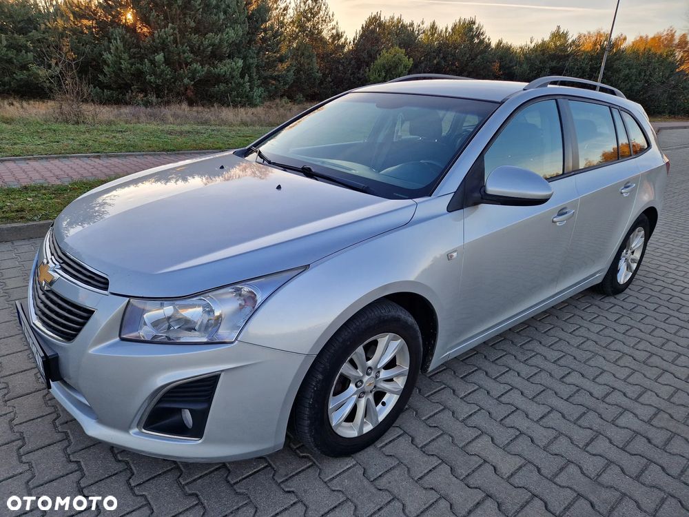 Chevrolet Cruze 1.6 LS+ - 1