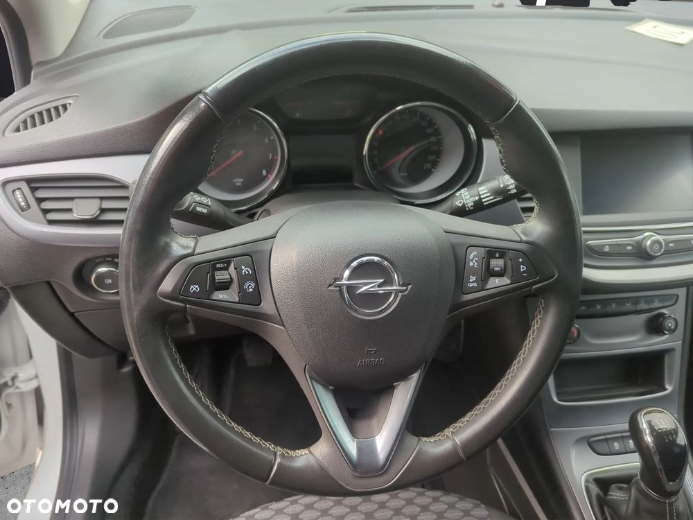Opel Astra 1.2 T Elegance S&S - 11