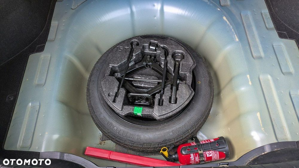 Hyundai Elantra - 31