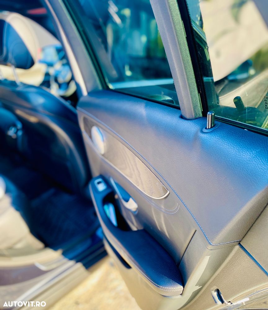 Mercedes-Benz GLC 220 d 4MATIC 9G-TRONIC - 23