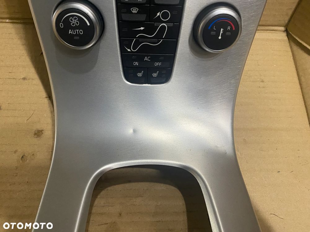 PANEL ŚRODKOWY MODUŁ NAWIEWU RADIA VOLVO V50 S40 8650702 - 15