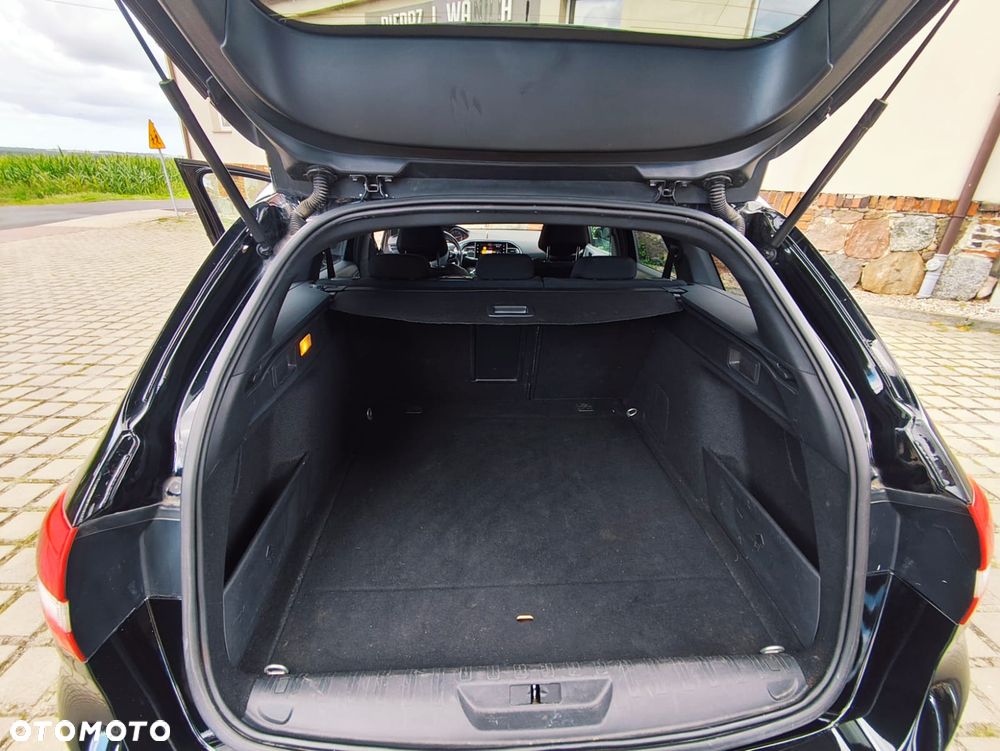Peugeot 308 1.6 BlueHDi Allure S&S EAT6 - 14