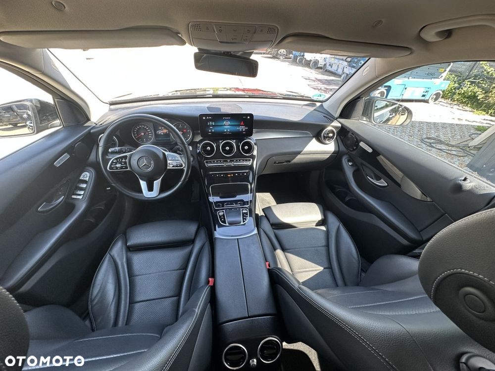 Mercedes-Benz GLC 300 de 4-Matic Business Edition - 15