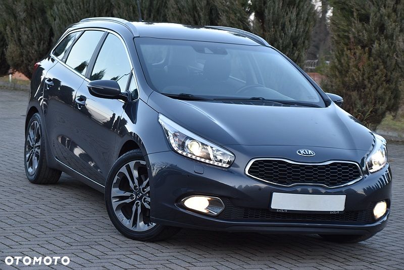 Kia Ceed - 1