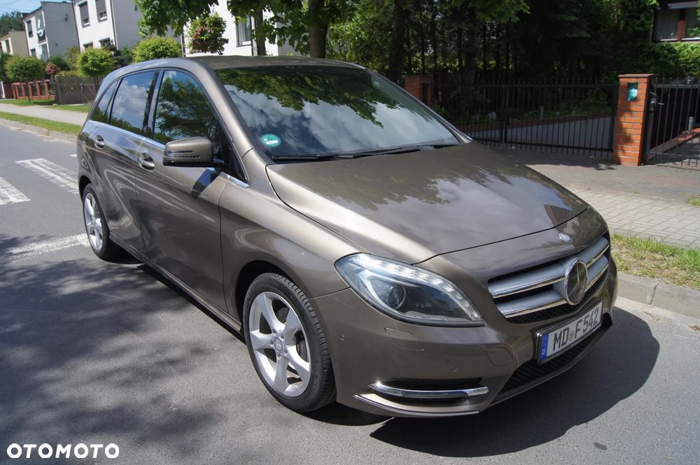 Mercedes-Benz Klasa B 180 CDI (BlueEFFICIENCY) - 1