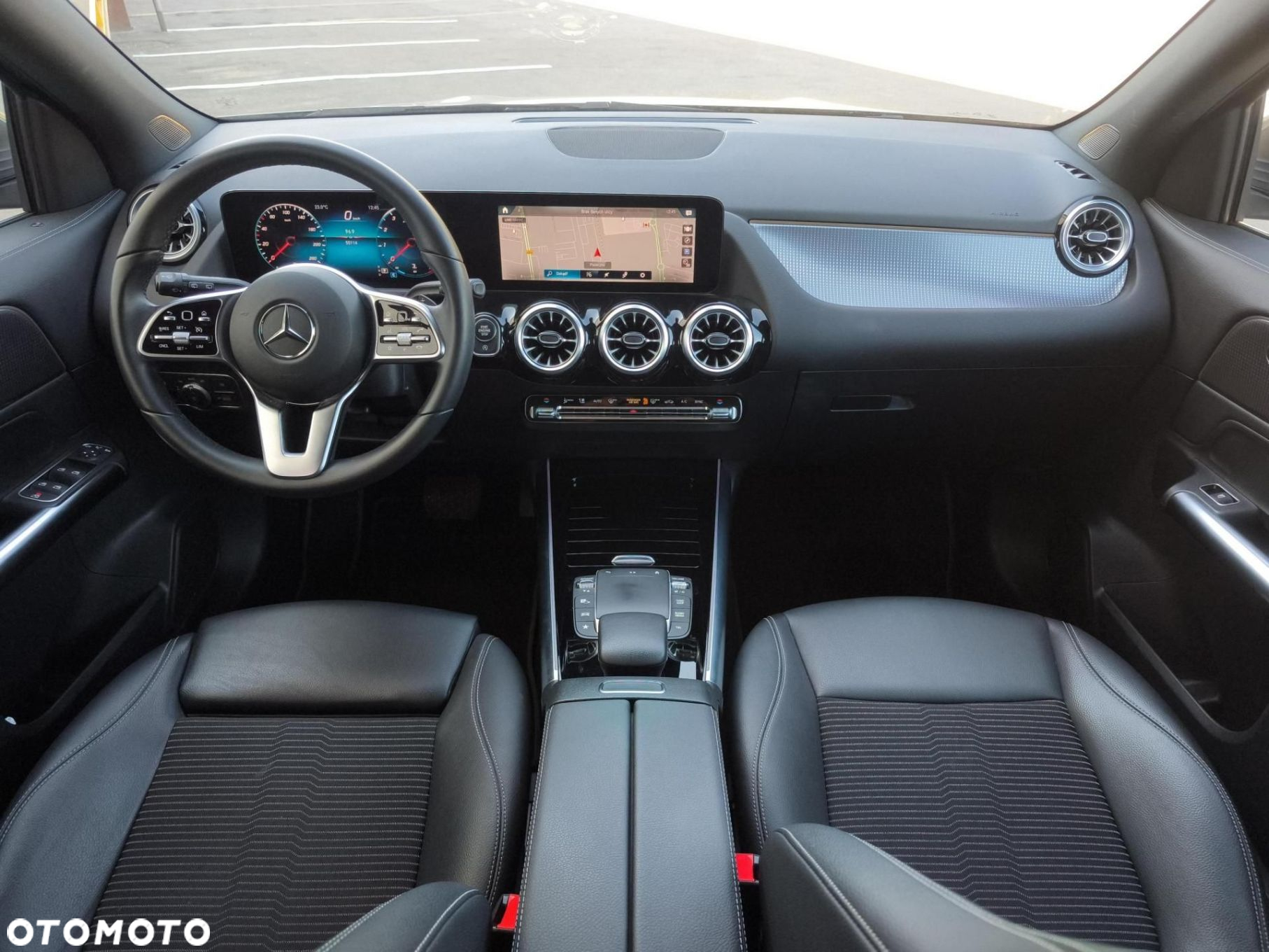 Mercedes-Benz GLA 200 Progressive - 13