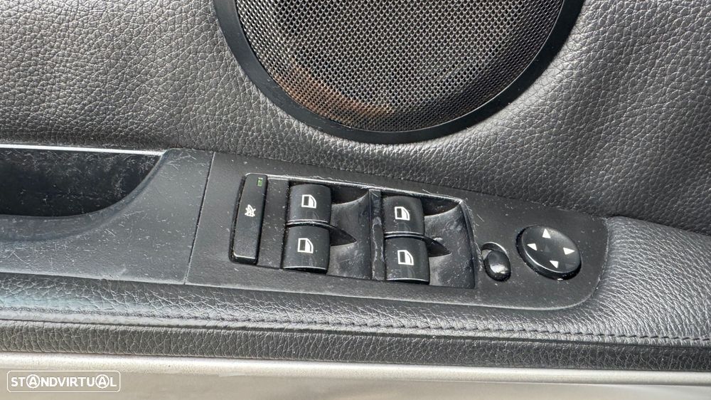 BMW 320 d Exclusive - 24