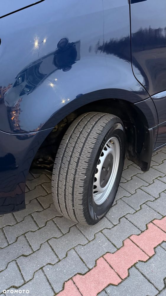 Mercedes-Benz Sprinter 319 - 24