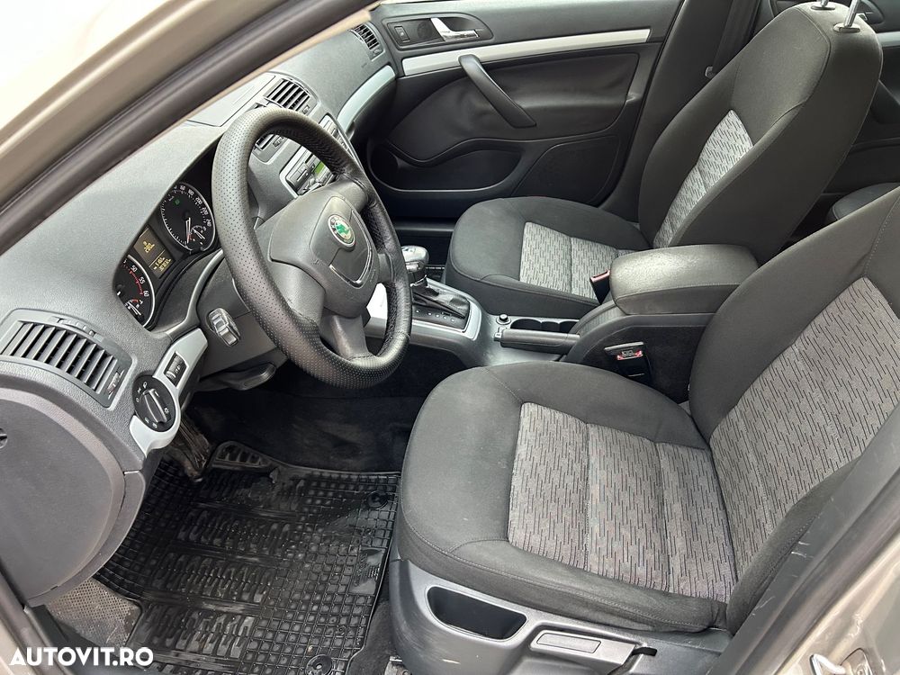 Skoda Octavia 1.9TDI Ambiente DSG - 18