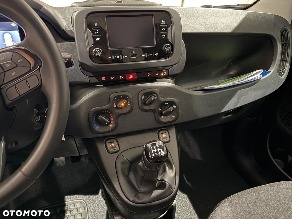 Fiat Panda 1.0 Hybrid Cross - 16